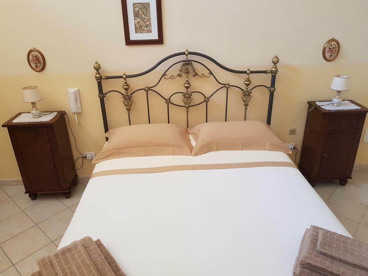 Half House Floridia Villa Luaran gambar