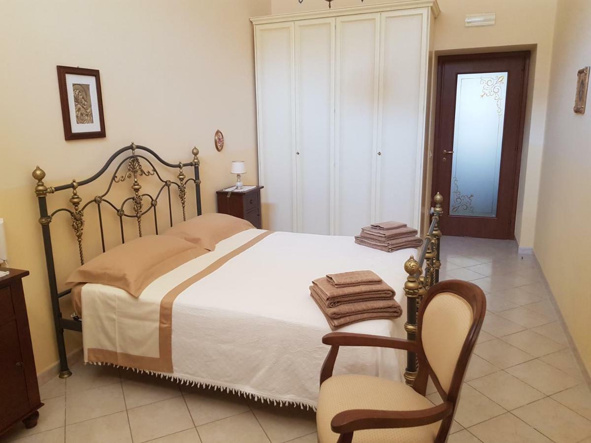 Half House Floridia Villa Luaran gambar