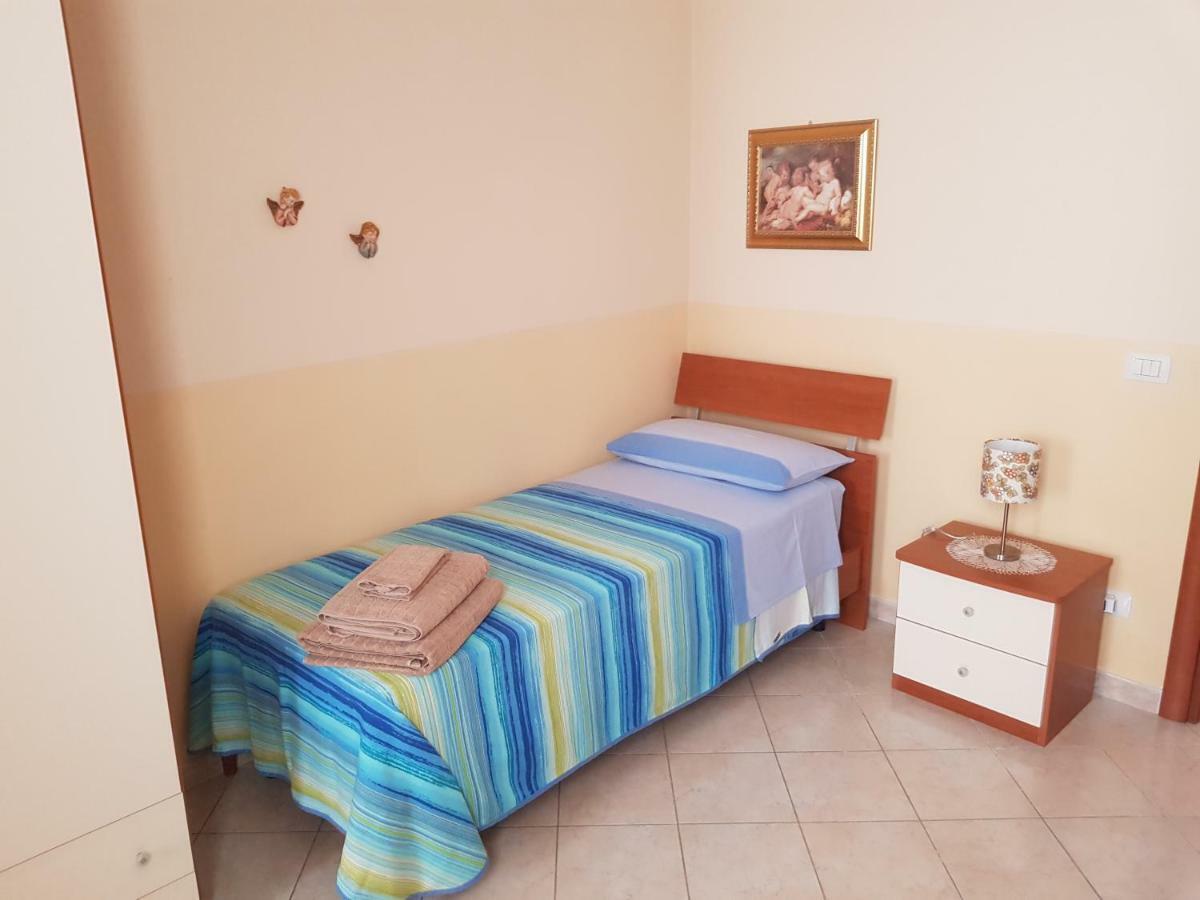 Half House Floridia Villa Luaran gambar